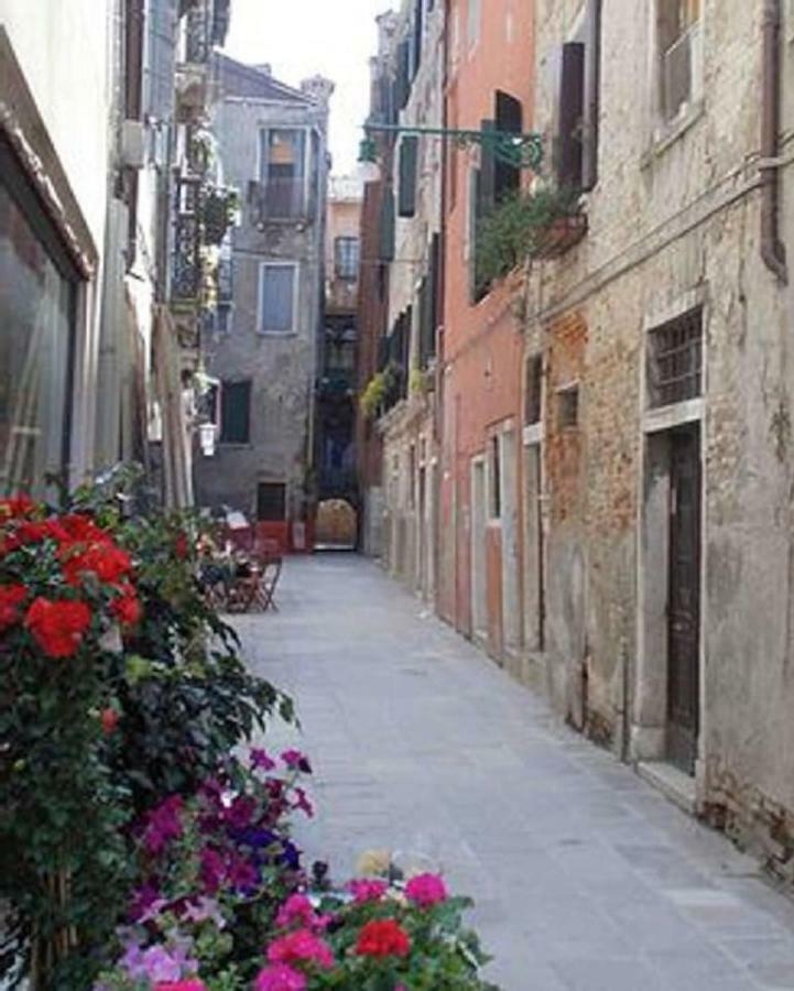 Ca' San Silvestro 2 Terrazze Nel Cuore Di Venezia Экстерьер фото